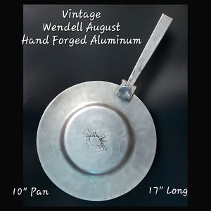 Hand Forged Aluminum Wendell August Hammered Crab 🦀 Design Pan with Lid